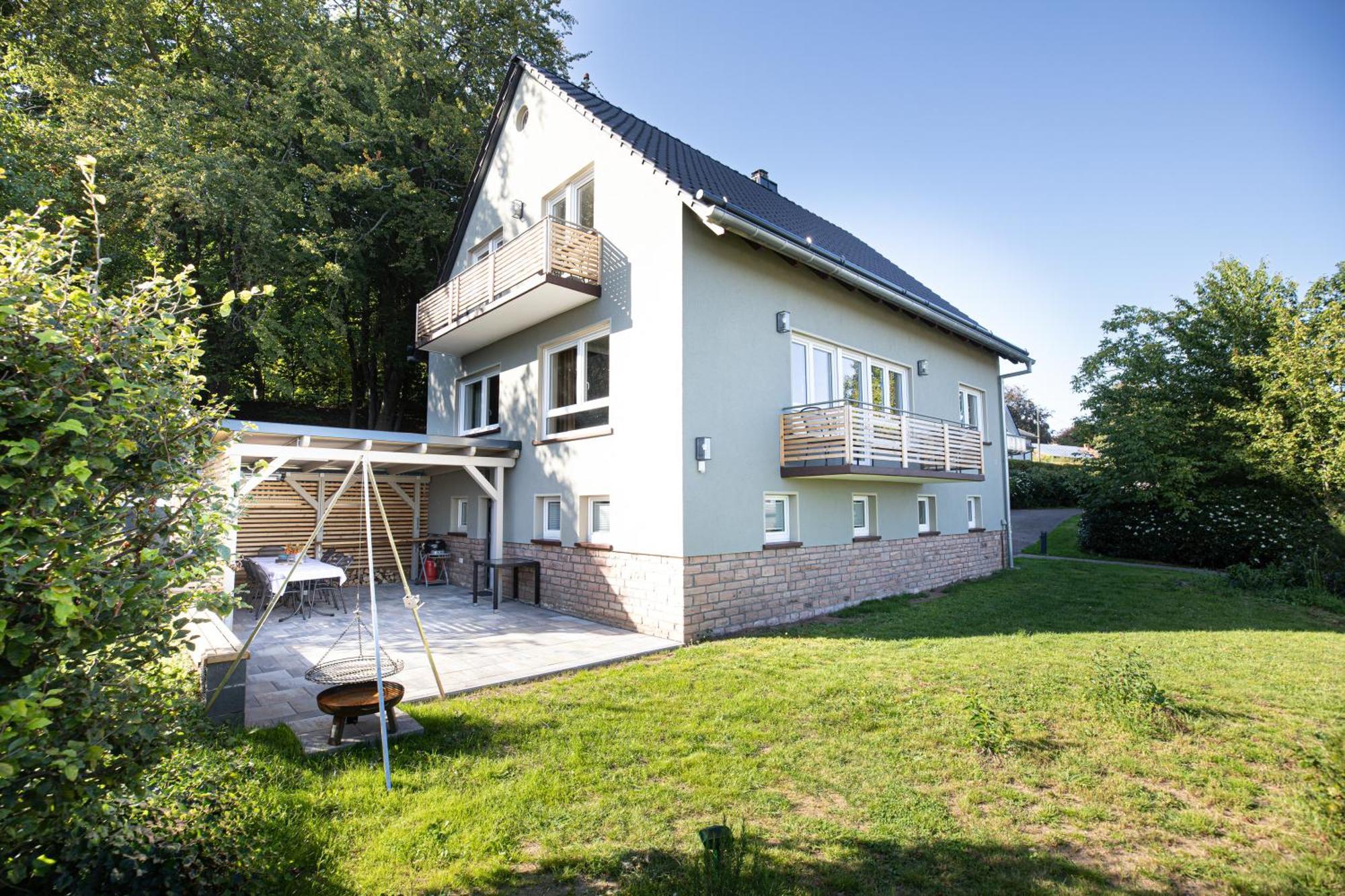 Haus Cervus Villa Hattgenstein Buitenkant foto